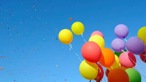 Balloons sky confetti