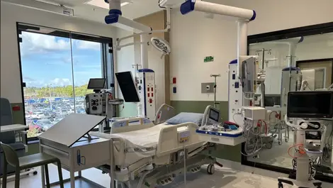 Unused Auckland ICU so ready to go it has sheets on beds and working clocks